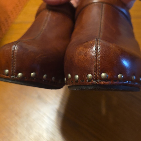Dansko Rae Brown Leather Studded Heel Clog Mules - Size 41 - Picture 15 of 16
